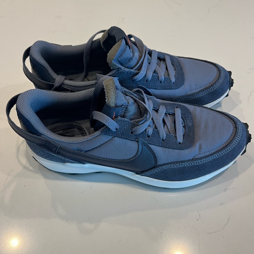 Nike waffle. Men’s size 7. Fits women size 8-8.5